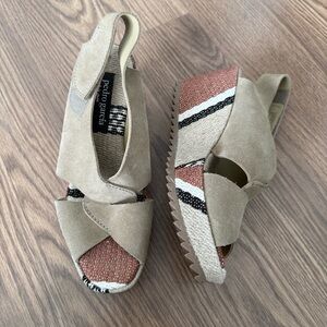 Pedro Garcia Suede Wedge Sandals EU 38 (US 8) Beige Boho Platform Made in Spain